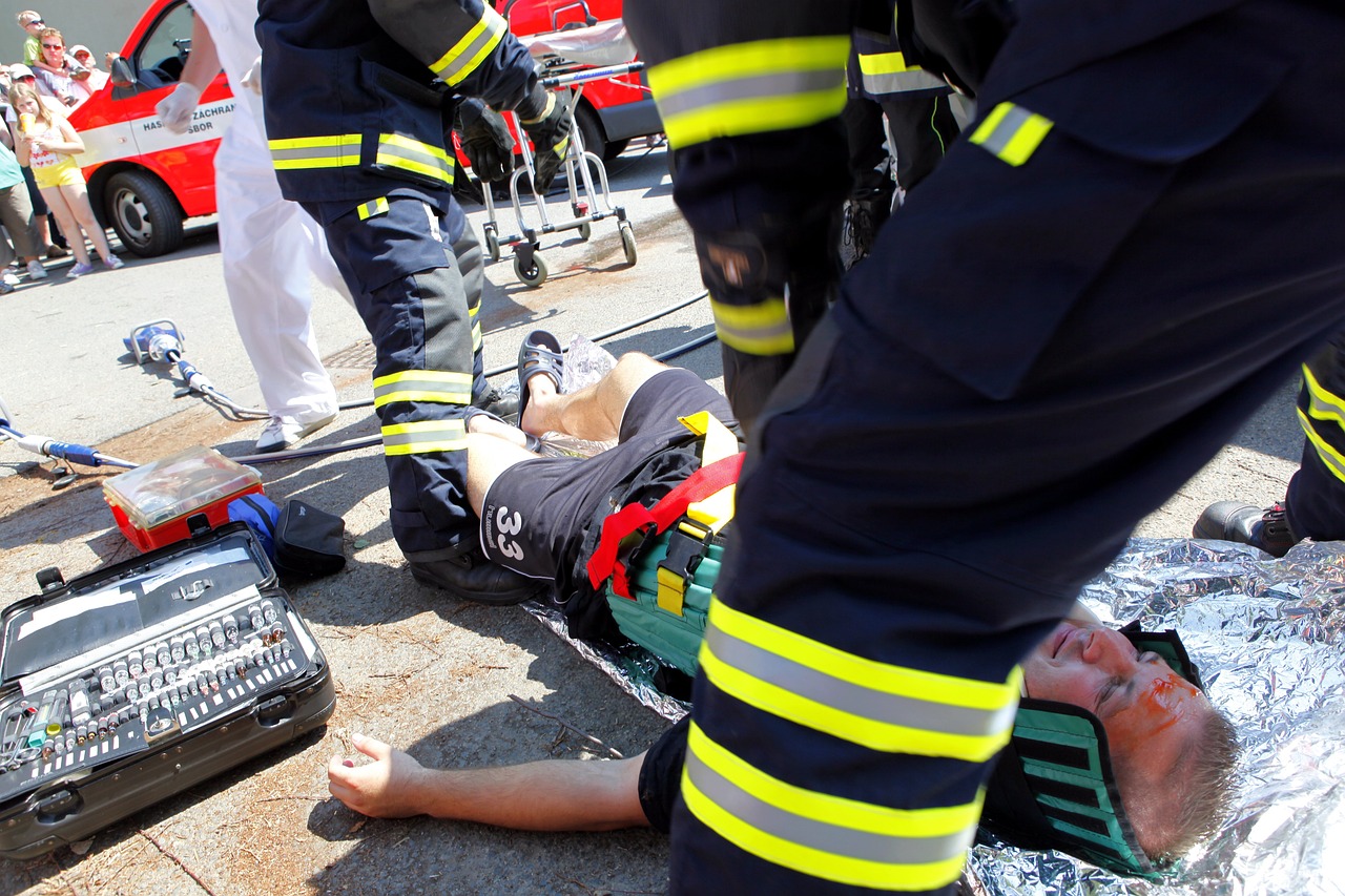 How Crucial is First Aid Knowledge in Self-Defense?